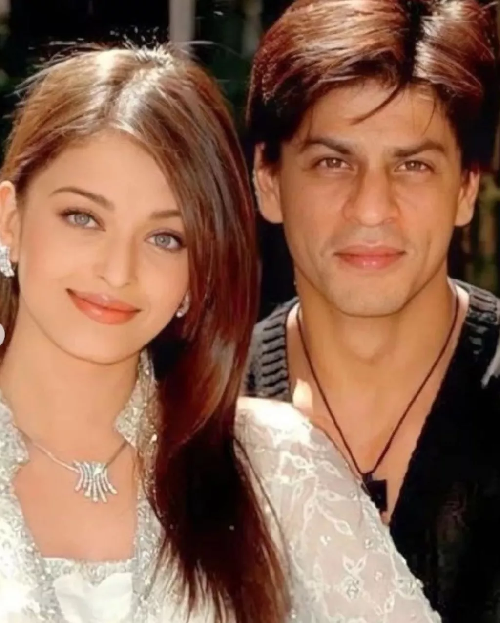 Aishwarya Rai And Shah Rukh Khan S Unseen Pictures From Cannes 2002 Go