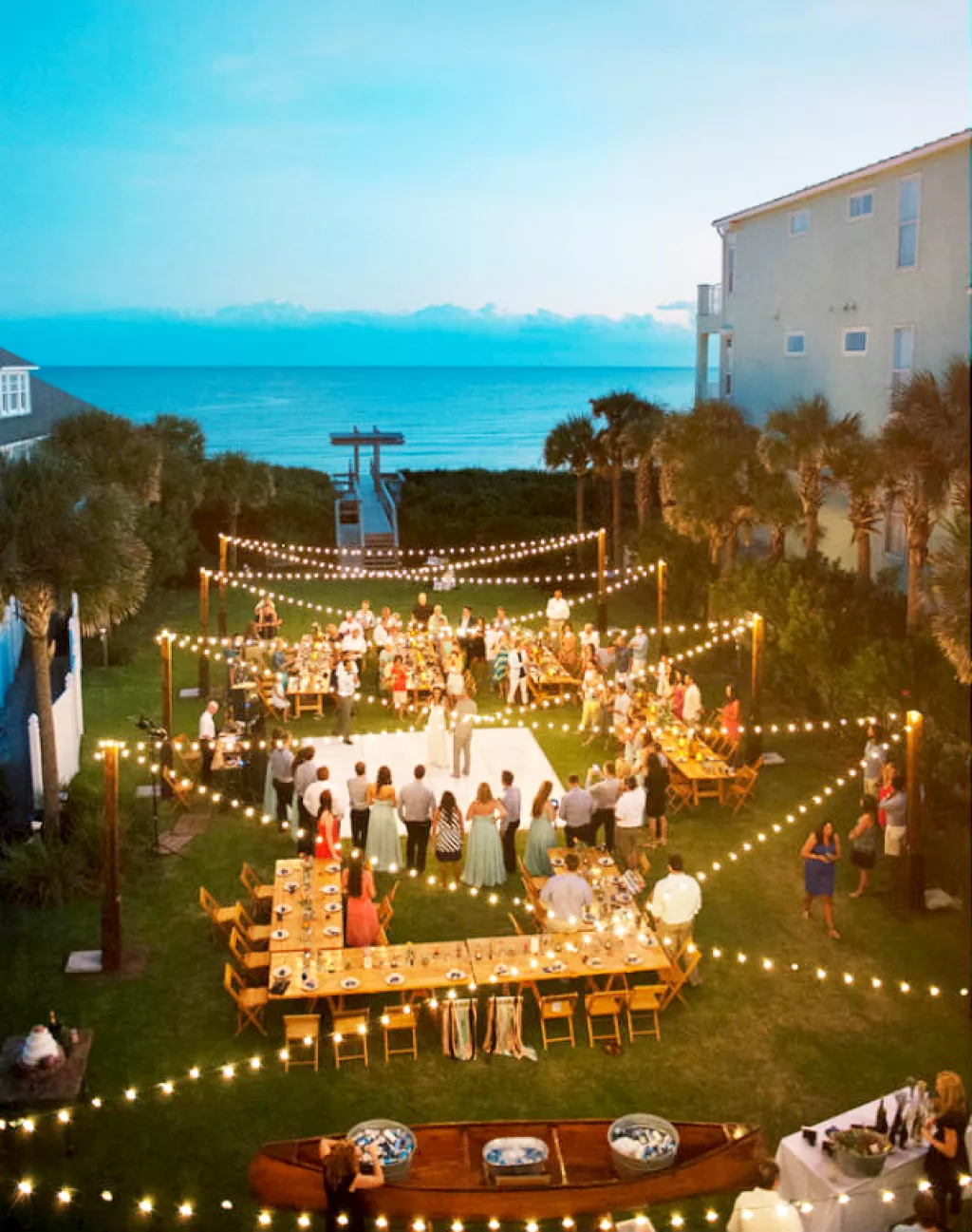 ideas-to-decorate-your-wedding-venue-using-fairy-lights-and-have-a