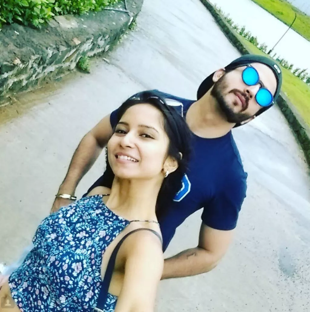 Famous TV Actress Vinny Arora Flaunts Tattoo Of Fiance Dheeraj Dhoopar