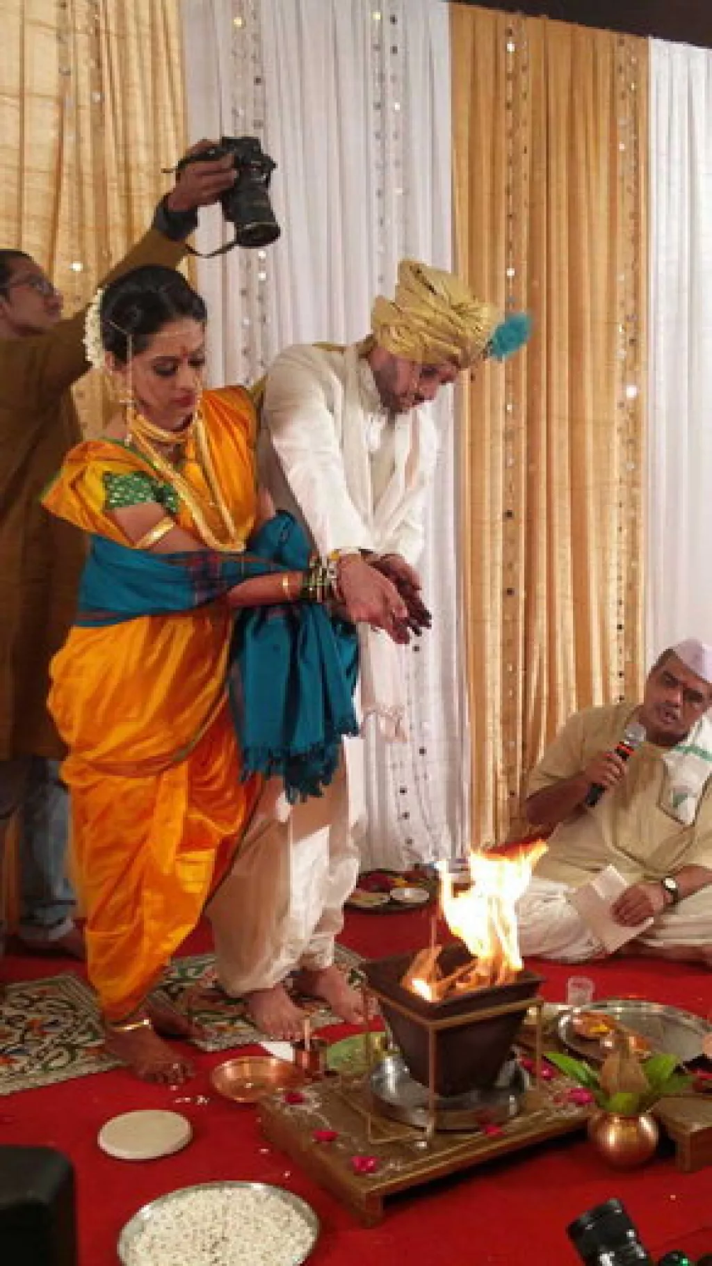 Satrangi Sasural Actors Ravish Desai And Mugdha Chaphekar Tie The Knot