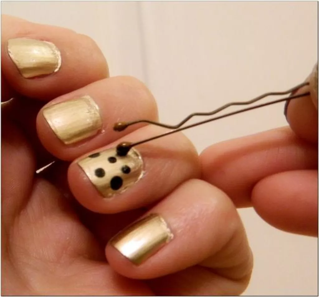 25 Easy DIY Nail Art Hacks That Can Be Done At Home For Beginners