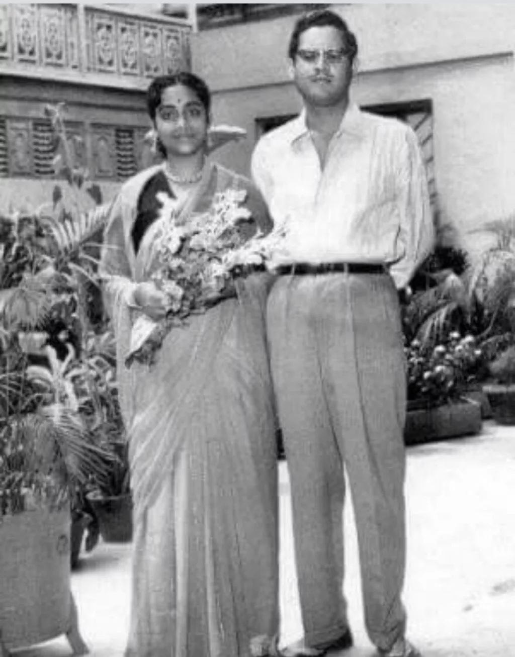 Guru Dutt And Geeta Dutt's Love Story: Tragic And Untimely Death Of Two ...