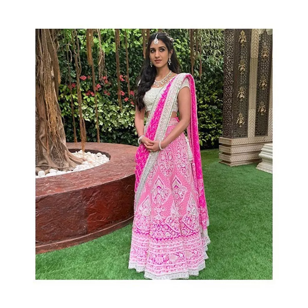 Radhika Merchant Looks Pretty In Pink Lehenga From Designer Duo, Abu ...