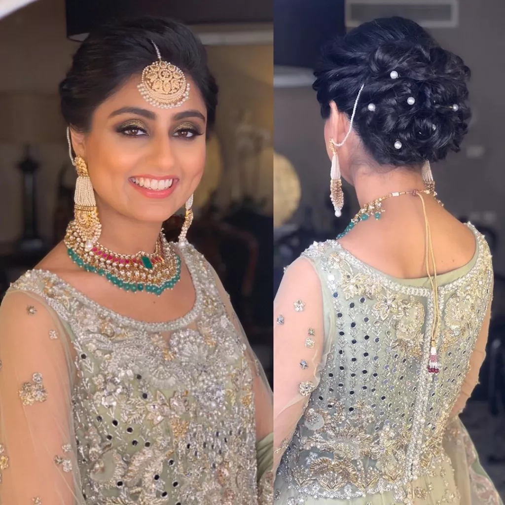 This Bride And Her Sister Wore Similar Sabyasachi Mukherjee Lehengas ...