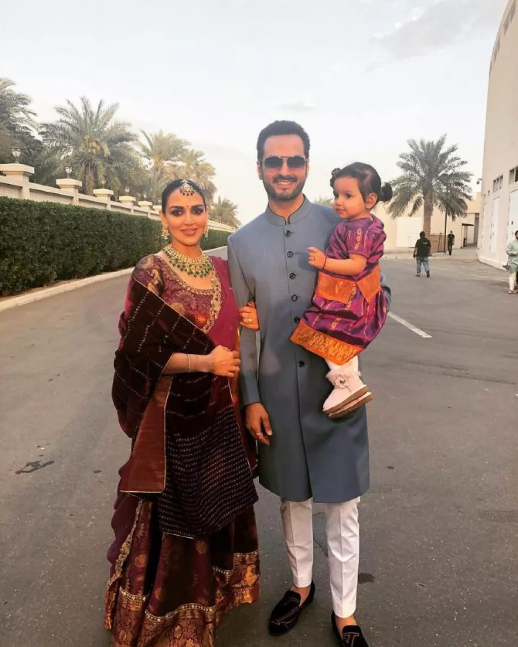 Esha Deol Shares A Picture Of Daughter, Miraya, Enjoying A Moment With 