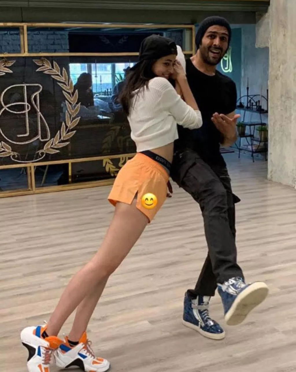 Ananya Panday Reveals How She And Kartik Aaryan Deal With Their Relationship Speculations 8316