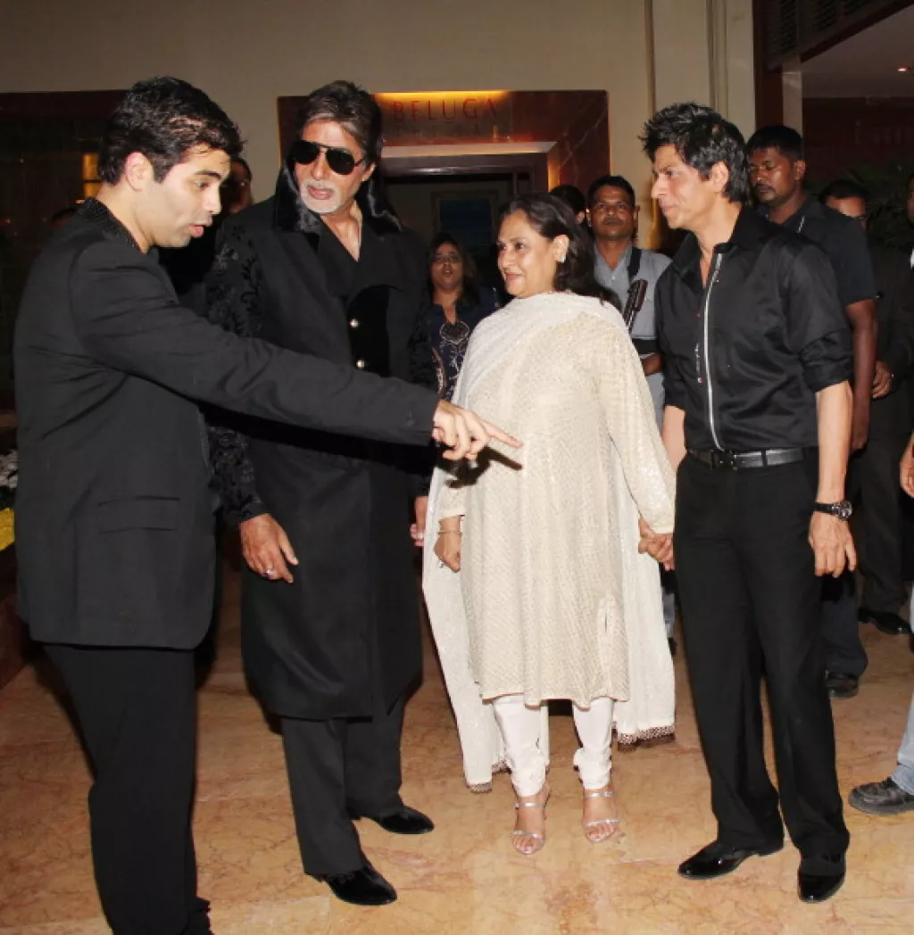 Jaya Bachchan Said She Would've Slapped Shah Rukh Khan In A Throwback 