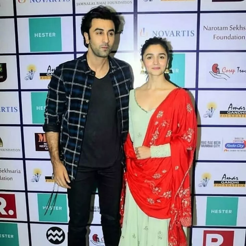 Alia Bhatt And Ranbir Kapoor On The Ganges 'Ghats' In Varanasi During ...