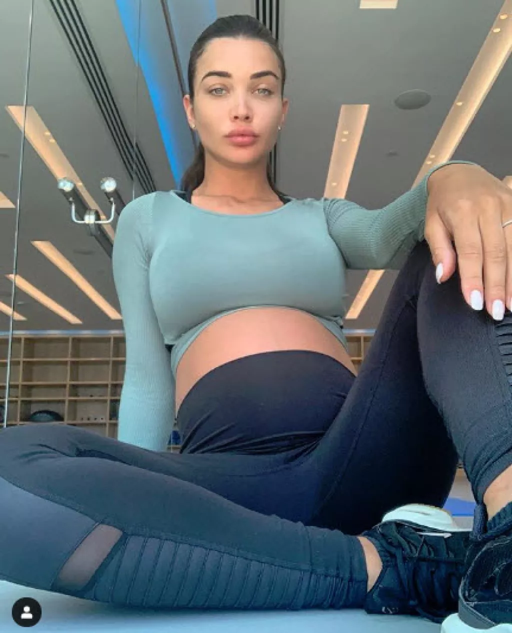 Amy Jackson Gives Closer Look Of Her Baby Bump From Gym, Also Reveals ...