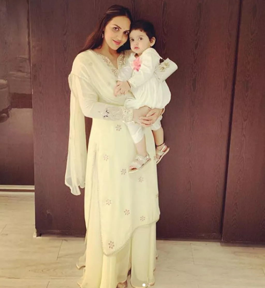 Esha Deol Gives A Sneak Peek Into Janmashtami Celebrations With Her ...