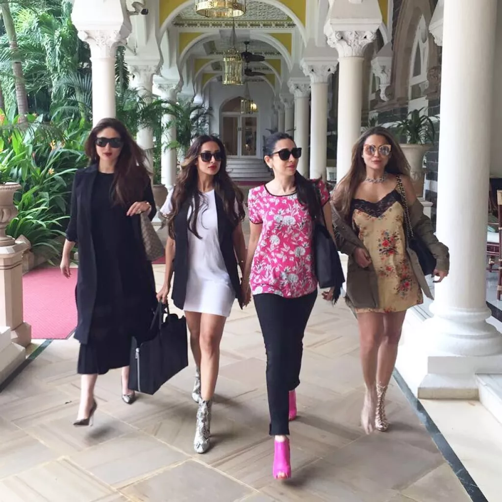 Malaika Arora Shares A Picture From 2015 With Her Sister, Amrita Arora ...