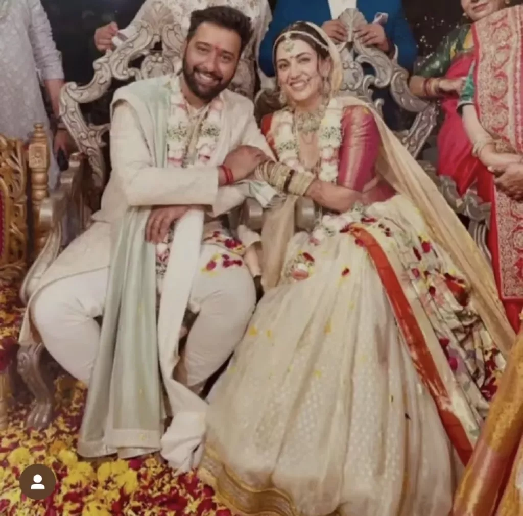 Esha Kansara Dons White Lehenga As She Gets Married To Siddharth ...