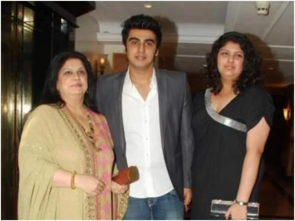 Arjun Kapoor Remembers His Late Mother, Mona Shourie, Calls Her 'The ...