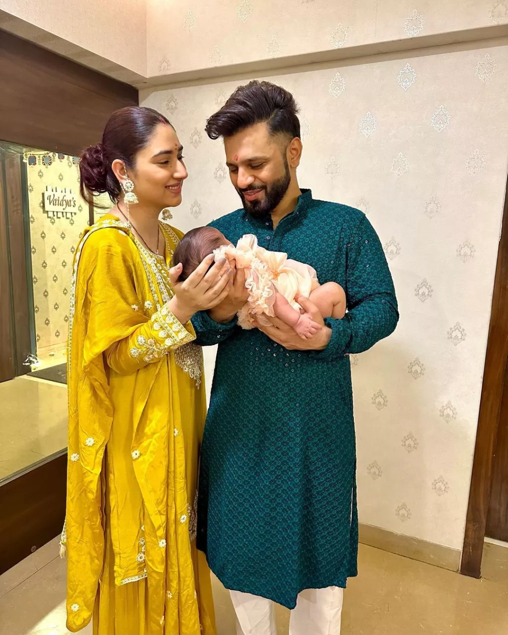 Rahul Vaidya-Disha Parmar Enjoy First Diwali With Newborn Daughter ...