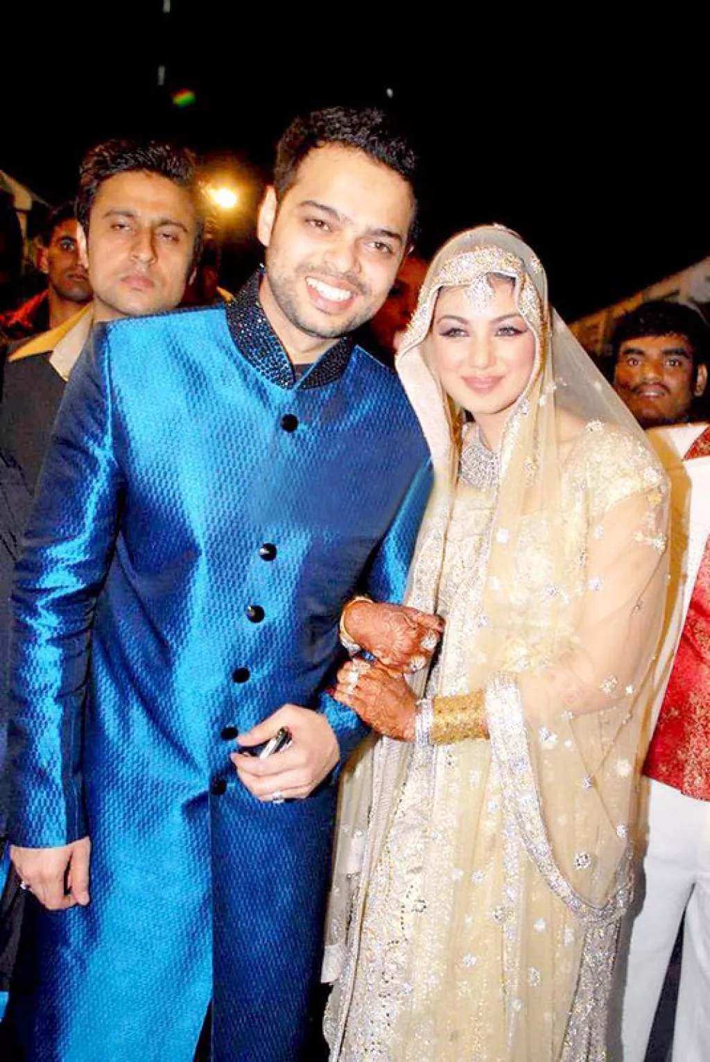 Ayesha Takia's Marriage With Farhan Azmi: How She Changed Her Religion ...