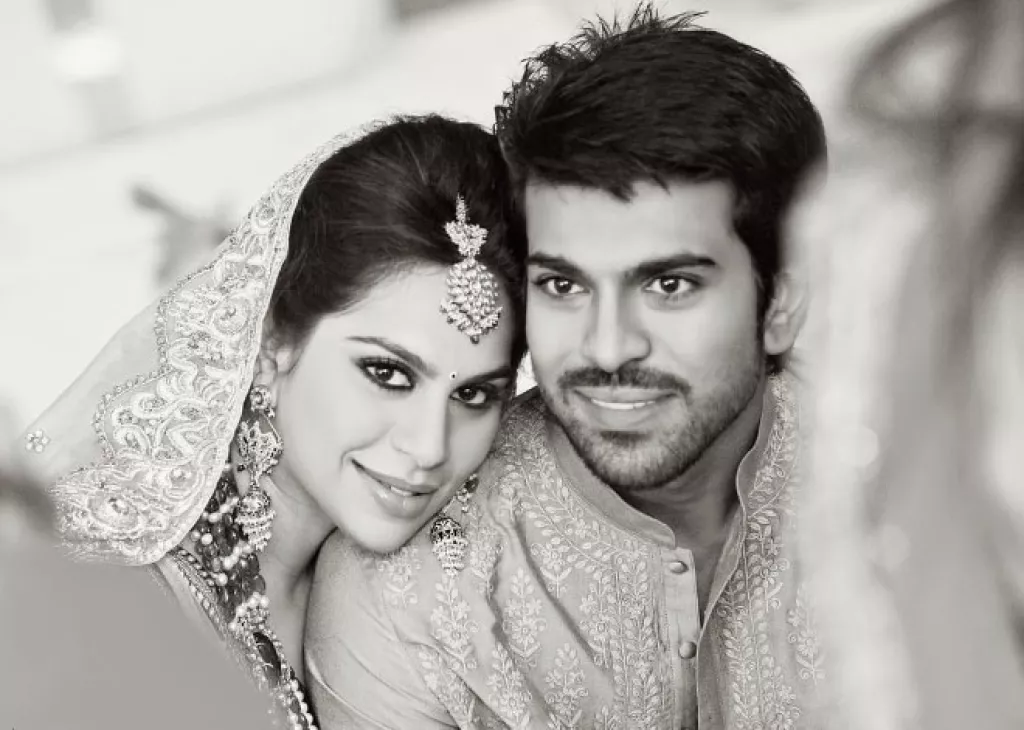 Upasana Kamineni Rests Her Head On Ram Charan's Shoulder In An Unseen ...