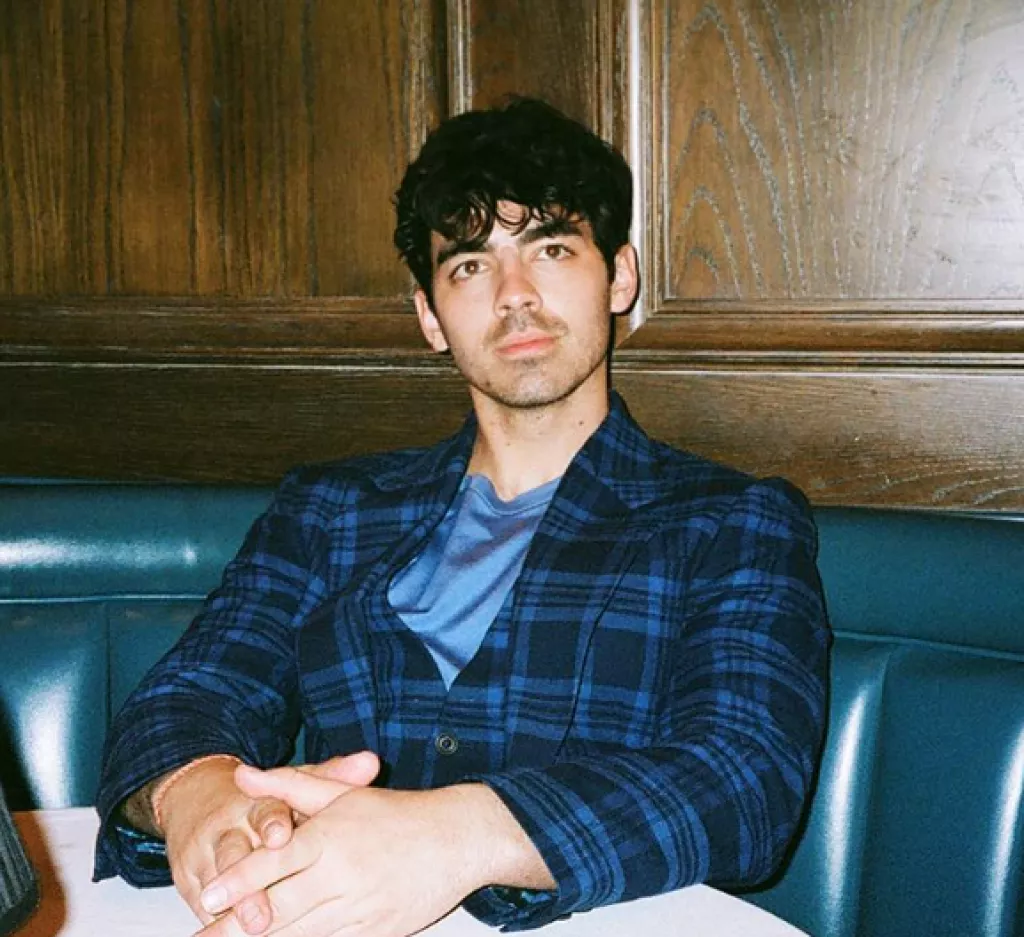 Joe Jonas At 34: Facts To Know About The Jonas Brothers' Singer, From ...