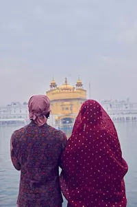 Deepika and ranveer at golden temple