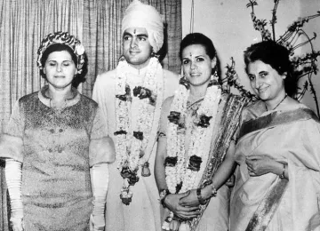 Rajiv Gandhi And Sonia Gandhi's Unheard Love Story Will Reinstate Your ...