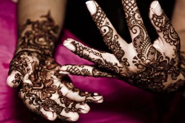 14 Creative Ways To Add Your To-Be-Husband's Name In Bridal Mehendi