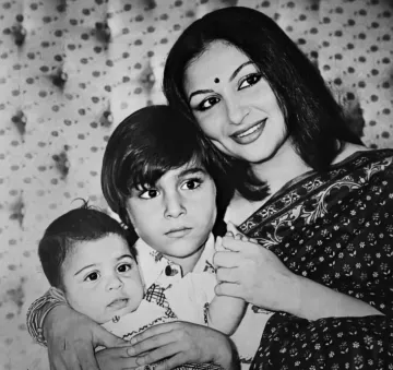 When Sharmila Tagore Talked About Son, Saif Ali Khan's Second Mother ...