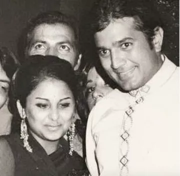 Mumtaz Reveals How Rajesh Khanna Shocked Her When He Decided To Marry ...