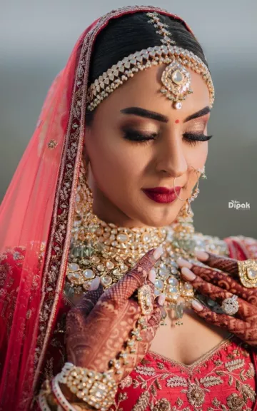 The Bride Designed Her Red Wedding Lehenga From Scratch, Styled It With ...