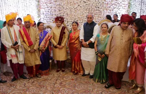 Union Minister Nitin Gadkari's Daughter Gets Married In An Expensive