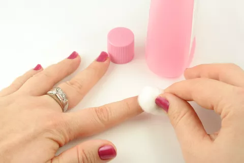 25 Easy DIY Nail Art Hacks That Can Be Done At Home For Beginners