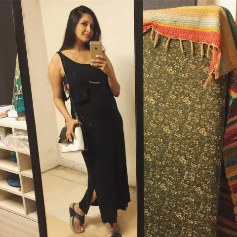 Chahatt Khanna's Post-Pregnancy Transformation Is Every New Mom's Dream ...