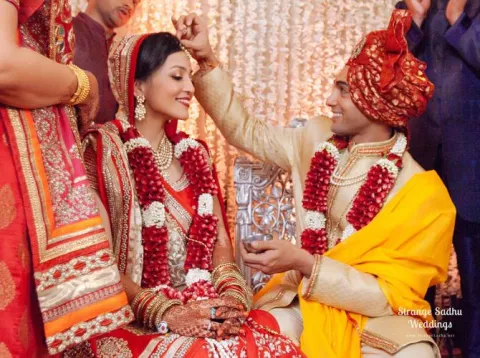 16 Gorgeous TV And Bollywood Celebrity Wedding Trailers That Will Make ...