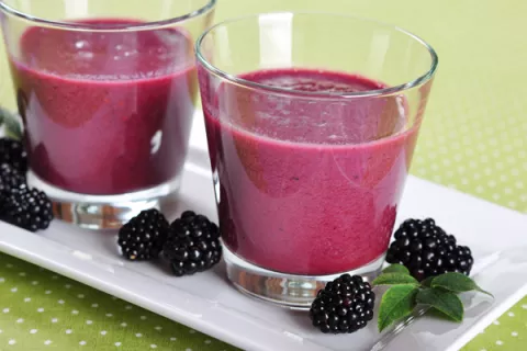 8 Delicious And Easy-To-Make Smoothies That Will Help You Lose Weight ...