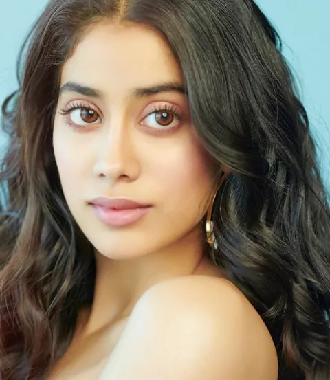 Janhvi Kapoor's Epic Reply To Her BFF Enquiring Whether She Wants To ...