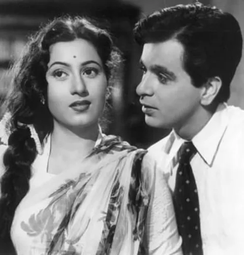 Dilip Kumar And Saira Banu's Love Story, Age Gap Of 22 Years, 54 Years ...