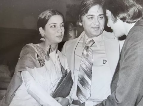 Shabana Azmi Shares Rare Picture From The Day, When Sunil Dutt ...