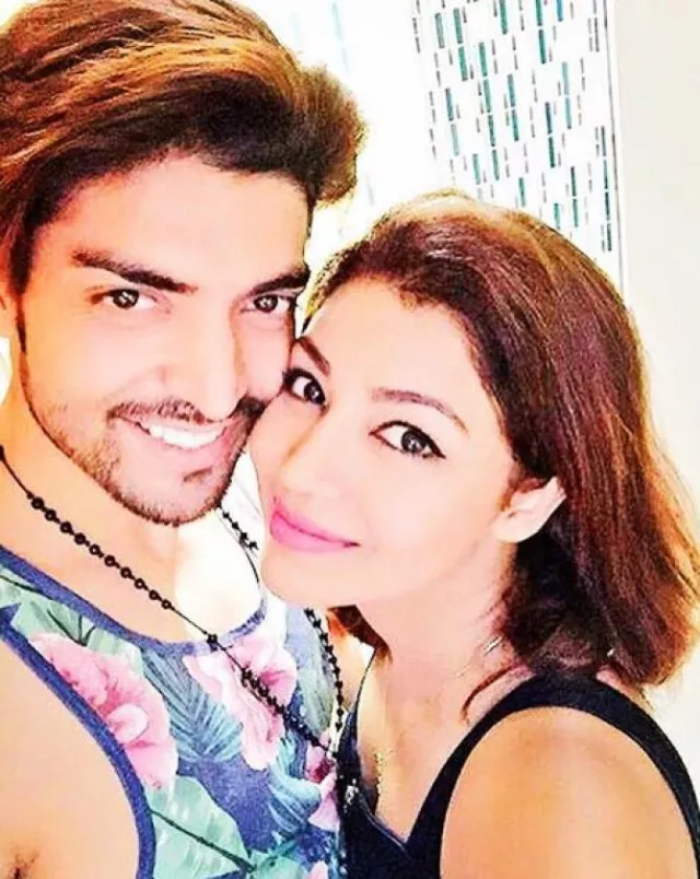 Gurmeet Choudhary's Pre-Birthday Gift For Debina Bonnerjee Is A Dream ...