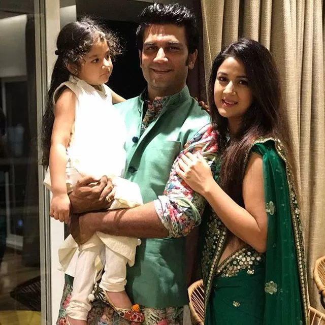 18 TV Actors Who Are Redefining Fatherhood And Are Coolest Dads On The ...