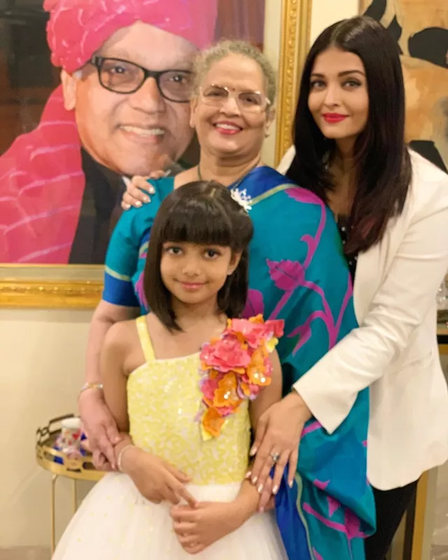 Aishwarya Rai Bachchan Pens An Adorable Note For Her Mother, Brindya ...