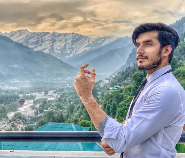 Paras Kalnawat Of 'Ishq Aaj Kal' Fame Talks About His Love Life And