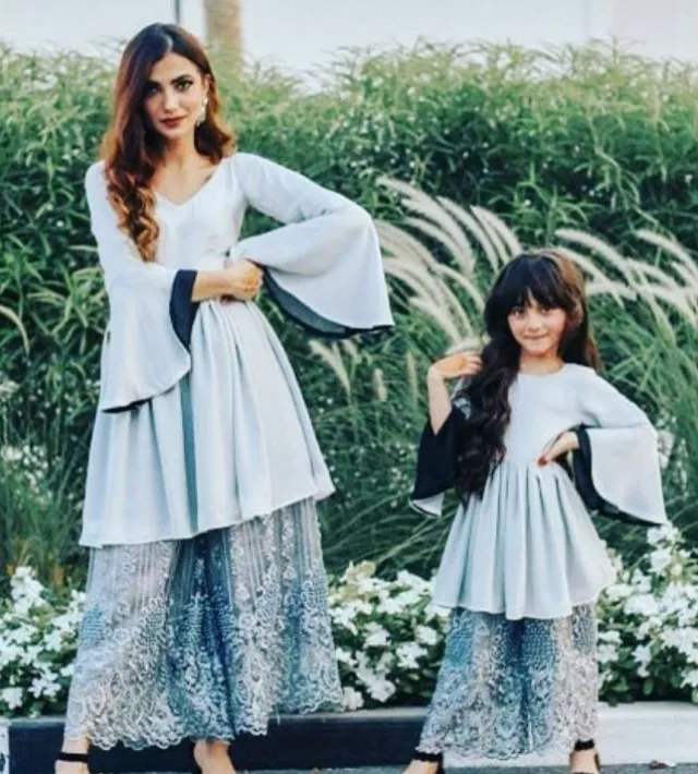 15 Times When Mothers Twinned With Their Little Girls In Matching ...