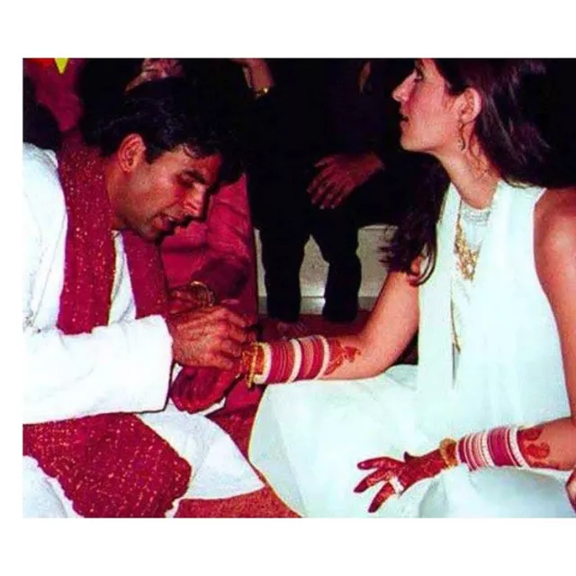 Akshay Kumar And Twinkle Khanna's Rare Wedding Pictures Take The ...