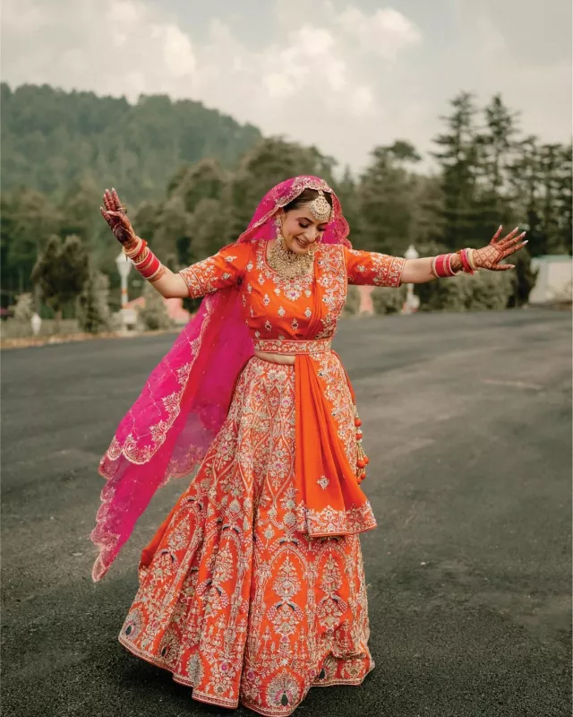 Pahadi Bride Wore Gorgeous Orange And Pink-Hued Lehenga With ...