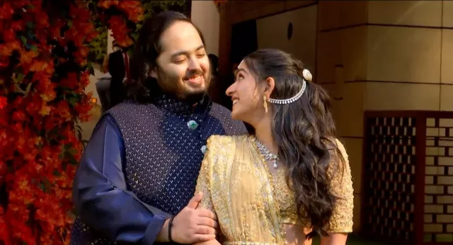 Unseen Moments From Anant Ambani-Radhika's Engagement Ceremony: Grand ...