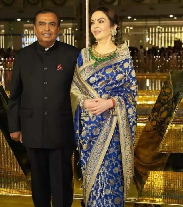 Mukesh Ambani Sings A Special Song As He Celebrates The Success Of ...