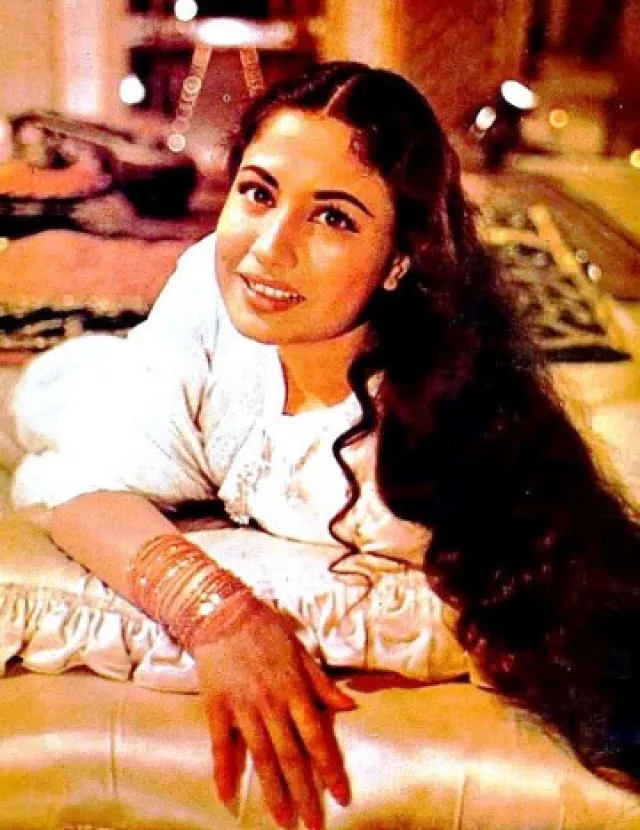 Meena Kumari And Kamal Amrohi's Tragic Love: Secret Nikah, Separation ...