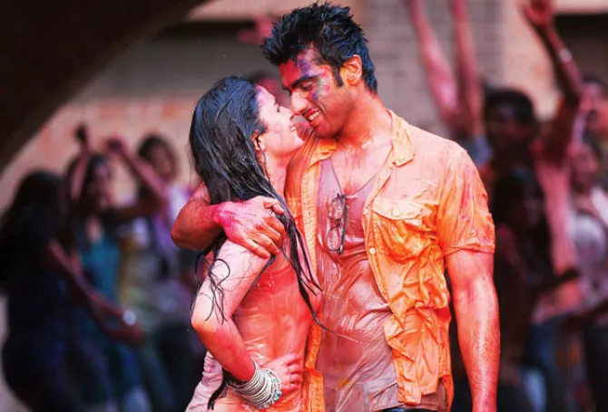 7 Fantastic Tips For Brides To Celebrate Their First Holi After