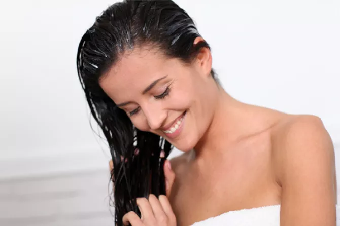 easy beauty tips to get younger looking hair wet hair gentle