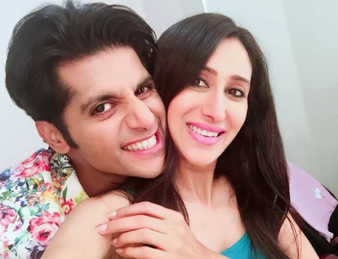 The Maternity Photoshoot Of Karanvir Bohra S Wife Teejay Sidhu Is Too Cute To Be Missed