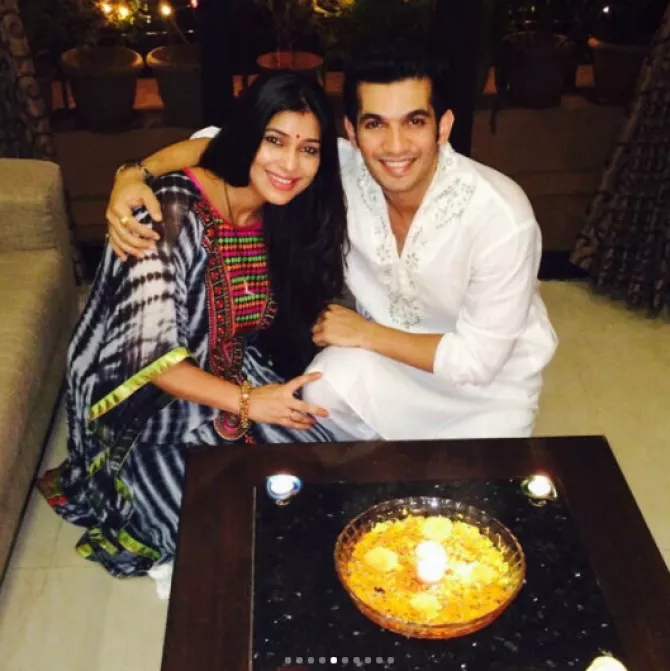 Arjun Bijlani Makes A Big Promise To His Wife Neha Swami On Their Wedding Anniversary Video Inside his wife neha swami