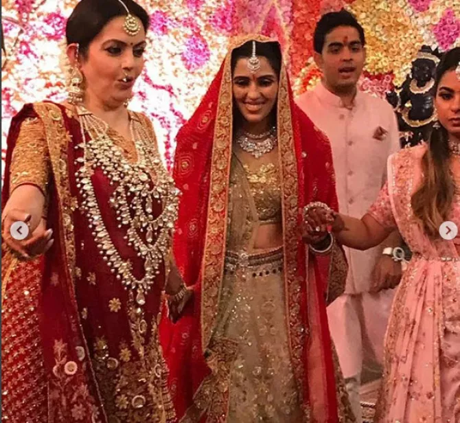 Unseen Royal Picture Of Ambani Bahu Shloka Mehta From Isha Ambani And Anand Piramal S Wedding